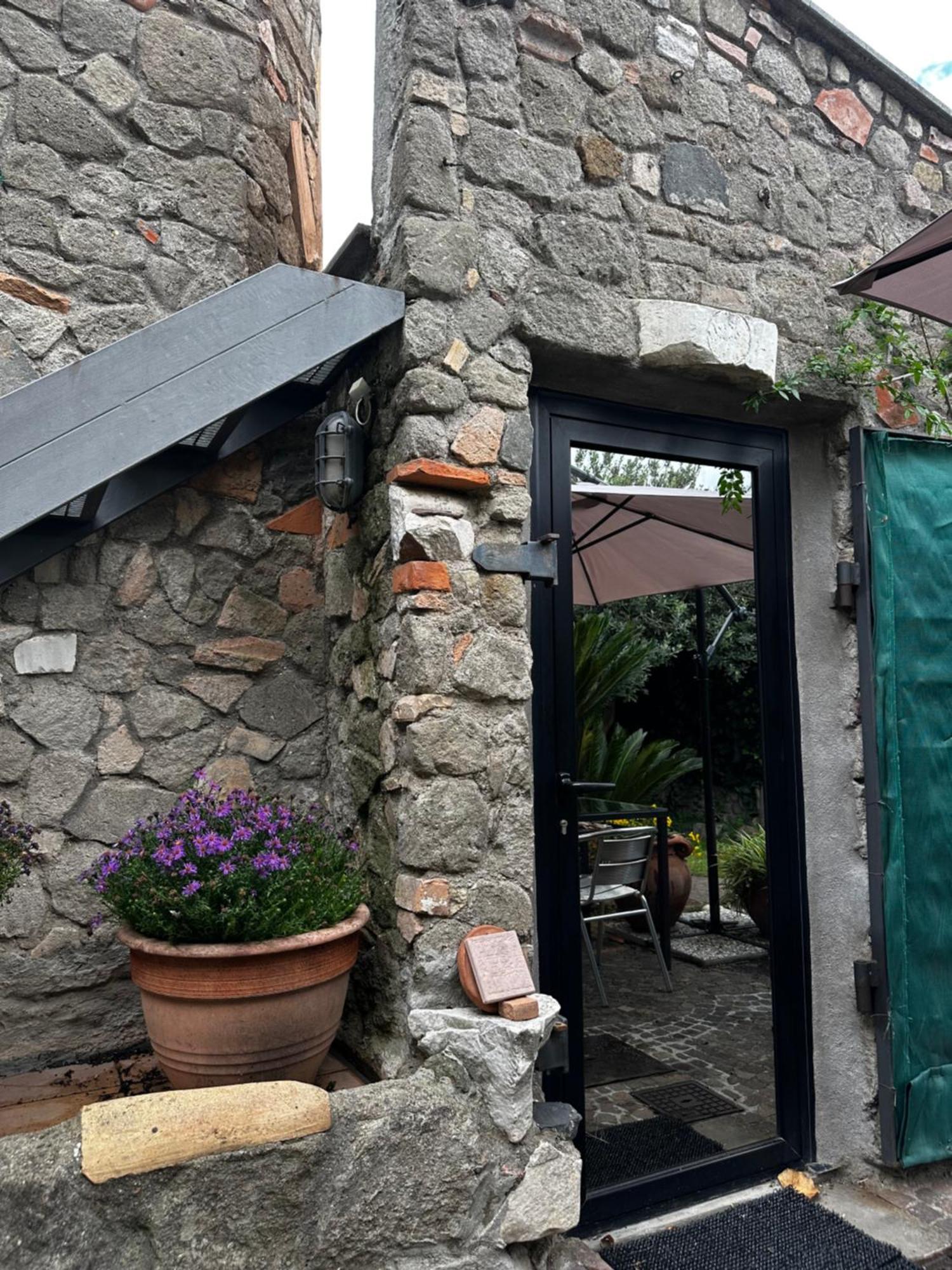 Апартаменты Borgo De' Paolis Гроттаферрата Экстерьер фото